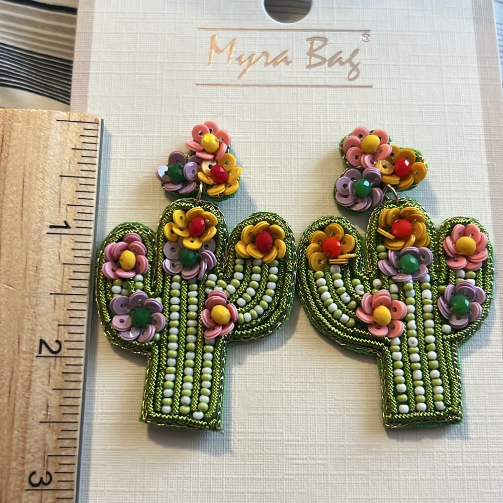 Myra Bag Cactus In Bloom Pierced Earrings, beads/cloth, new with package - Picture 5 of 5
